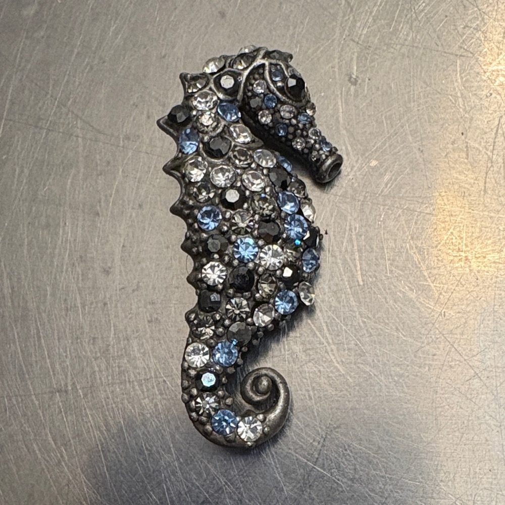 Vintage Sparkling Seahorse Brooch